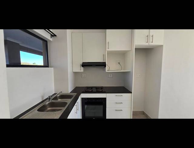 2 BEDROOM APARTMENT FOR SALE IN HAYFIELDS